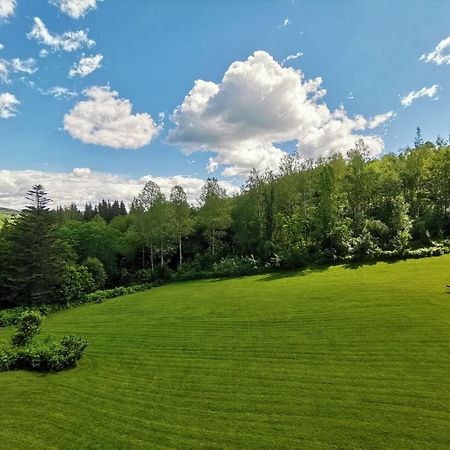 Honne Hotell Biri Exteriér fotografie